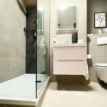 Modern Living In - Frieden Appartamento